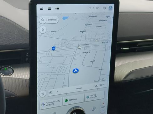 Used 2021 Ford Mustang Mach-E Select image 19