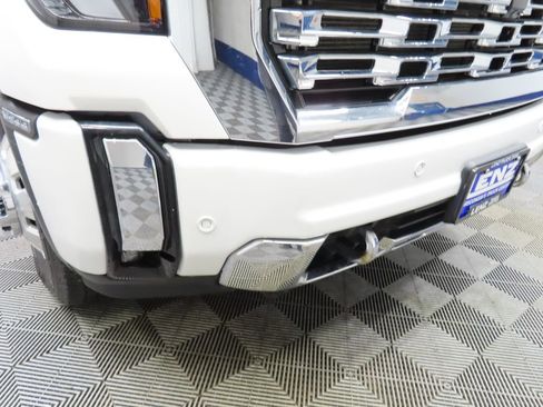Used 2024 GMC Sierra 3500 Denali w/ Denali Reserve Package image 59
