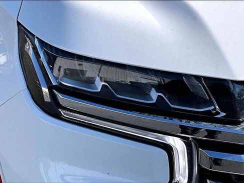 Used 2024 Chevrolet Tahoe LT image 33