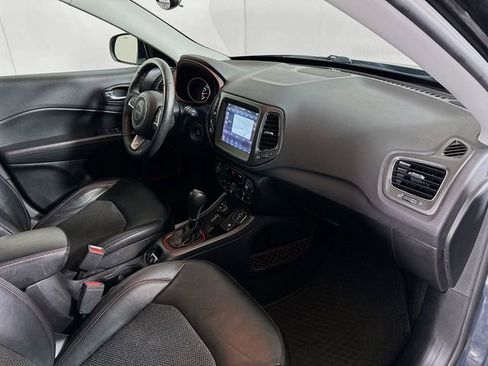 Used 2018 Jeep Compass Trailhawk w/ Navigation Group image 29