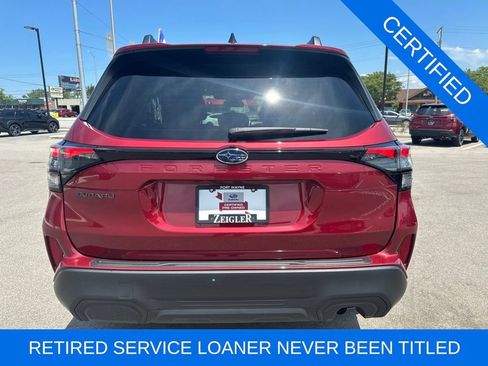 Used 2026 Subaru Forester Premium AWD/4WD image 5