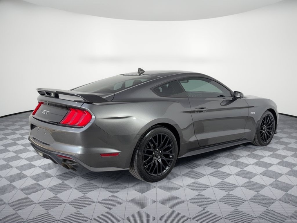Used 2020 Ford Mustang GT Premium w/ GT Performance Package RWD image 9