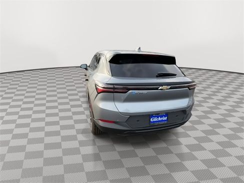 New 2026 Chevrolet Equinox EV LT image 7