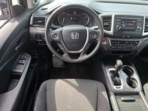 Used 2018 Honda Ridgeline Sport image 12