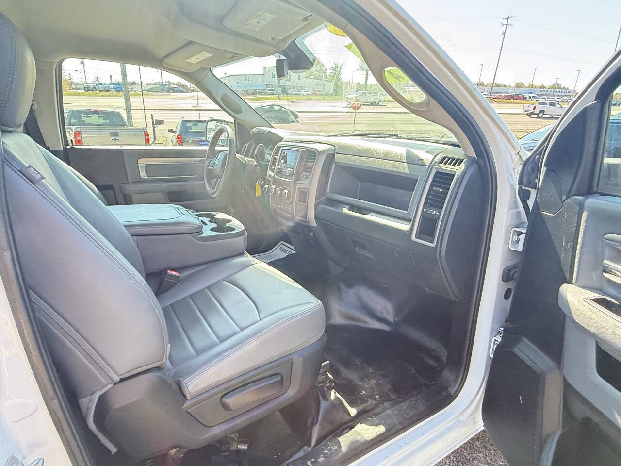 Used 2015 RAM 1500 Tradesman w/ Power & Remote Entry Group AWD/4WD image 12
