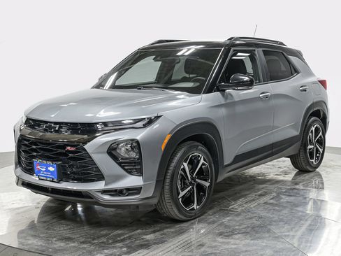 Used 2023 Chevrolet TrailBlazer RS FWD image 1