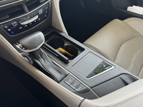 Used 2018 Cadillac CT6 Luxury image 24