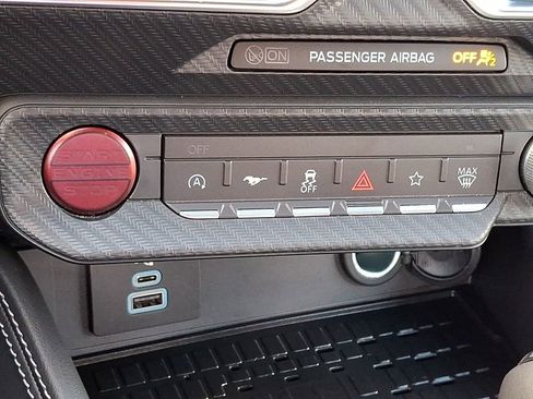 Used 2024 Ford Mustang Premium image 23