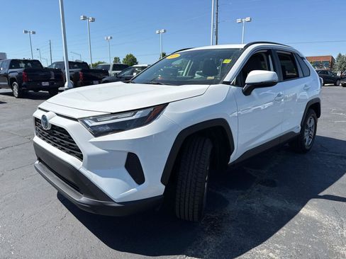Used 2023 Toyota RAV4 XLE w/ Convenience Package AWD/4WD image 3