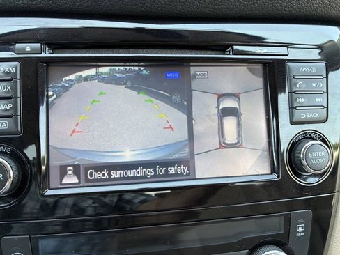 Used 2016 Nissan Rogue SV w/ SV Premium Package AWD/4WD image 13