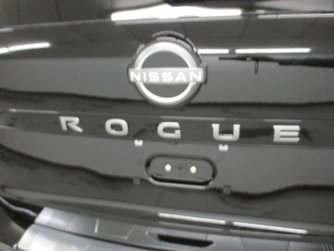 New 2026 Nissan Rogue SV w/ Cold Weather Package image 7