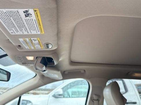 Used 2017 Lincoln MKC Select w/ Select Plus Package image 32