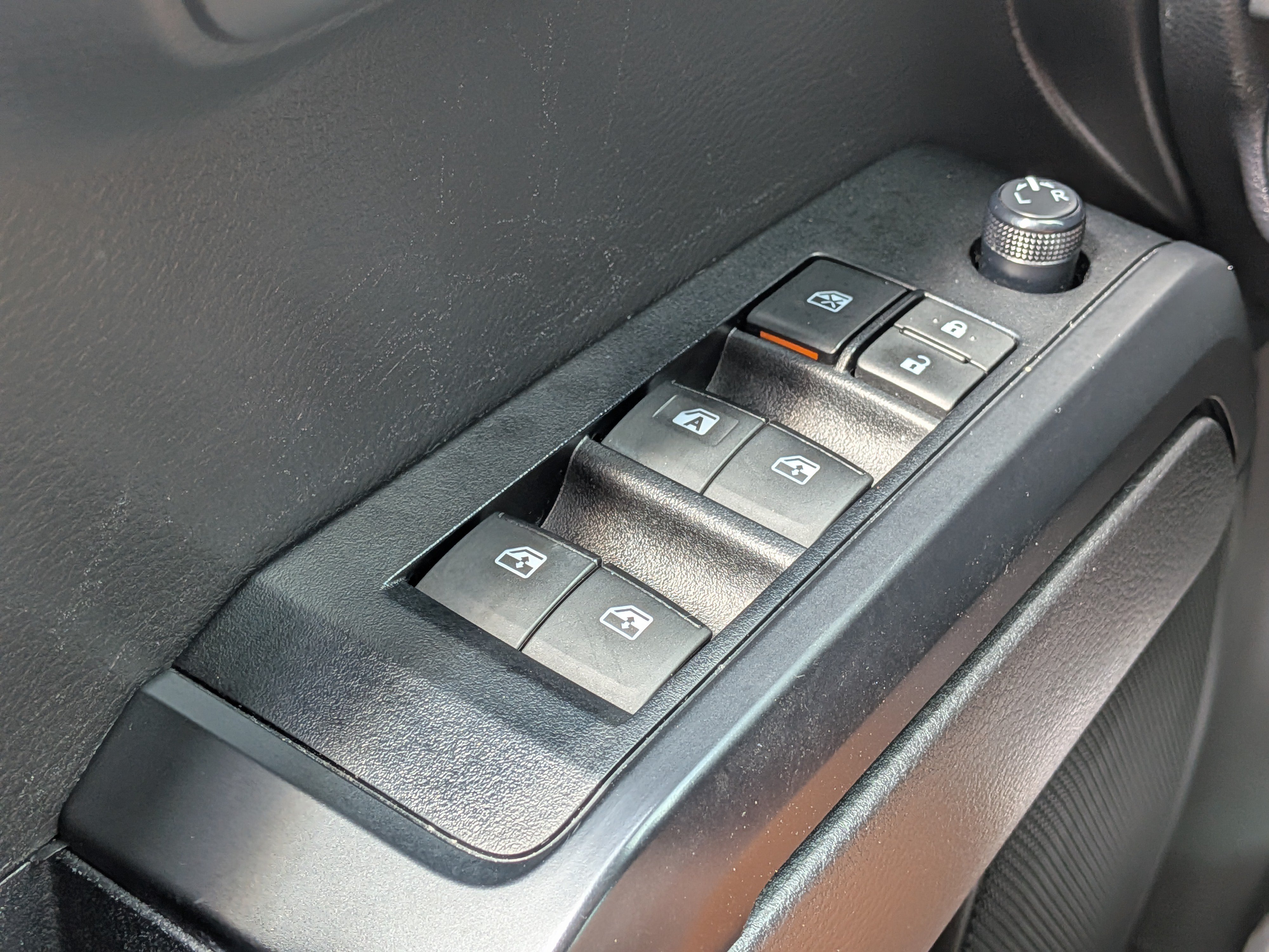 Used 2023 Toyota Tacoma SR AWD/4WD image 22