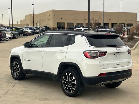 Used 2023 Jeep Compass Limited image 10