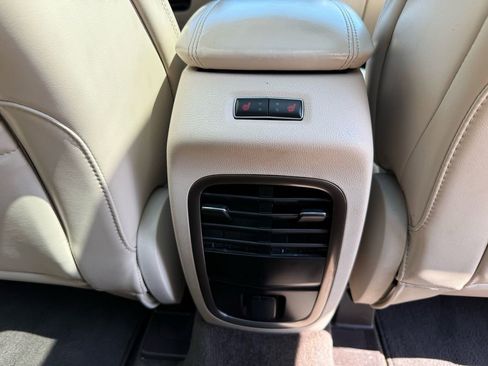 Used 2017 Lincoln MKC Select w/ Select Plus Package image 23