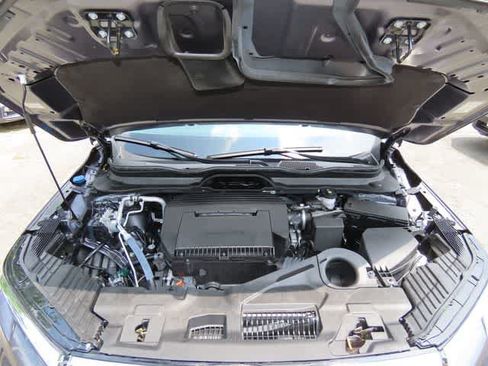 Used 2025 Honda Pilot Touring image 11