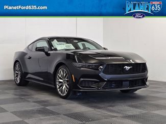 New 2026 Ford Mustang Premium video 2