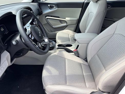 New 2025 Kia Soul EX image 22