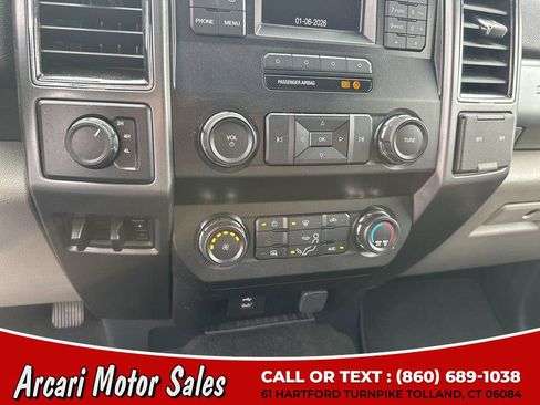 Used 2019 Ford F250 XLT w/ Snow Plow Prep Package image 23