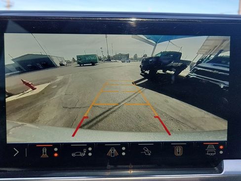 Used 2024 Chevrolet Silverado 1500 LT Trail Boss w/ LT Trail Boss Premium Package image 14