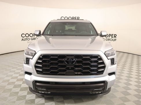 Used 2024 Toyota Sequoia Platinum image 9