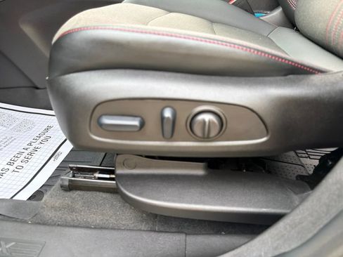 Used 2024 Chevrolet Equinox RS w/ LPO, Floor Liner Package FWD image 23