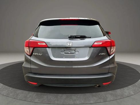Used 2017 Honda HR-V LX image 6