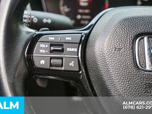 Used 2025 Honda Civic Sport image 29