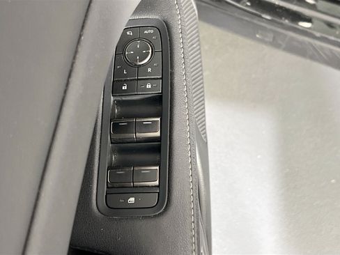 Used 2023 Lexus RX 350 Premium w/ Accessory Package (Z1) AWD/4WD image 17