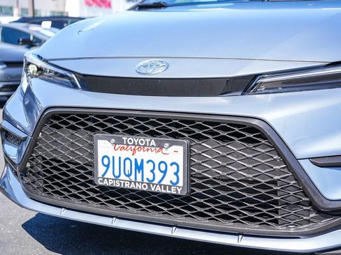 Certified 2025 Toyota Corolla SE image 5