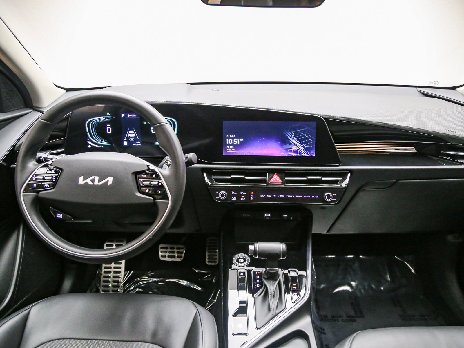 Used 2024 Kia Niro EX Touring FWD image 13