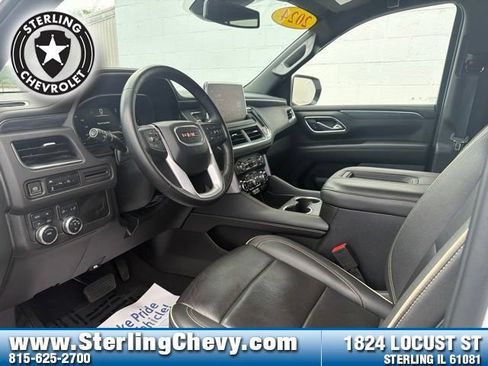 Used 2024 GMC Yukon SLT AWD/4WD image 9
