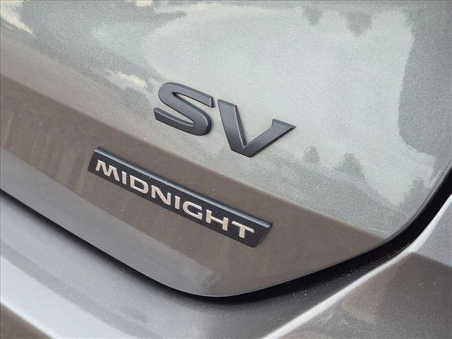 Used 2018 Nissan Rogue SV FWD image 12
