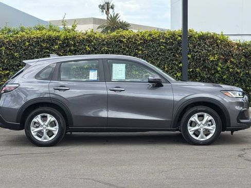 Certified 2024 Honda HR-V LX image 3