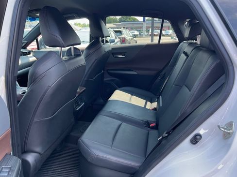 Used 2024 Toyota Venza XLE AWD/4WD image 22