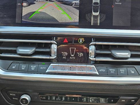 Used 2021 BMW M440i Convertible image 16