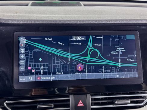 Used 2022 Kia Niro EX Premium w/ Cold Weather Package image 34