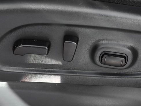 Used 2021 Nissan Titan PRO-4X w/ Pro-4x Convenience Package image 21