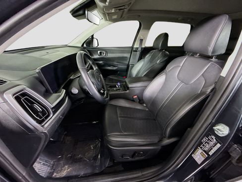 Used 2024 Kia Sorento S w/ Panoramic Sunroof Package image 22