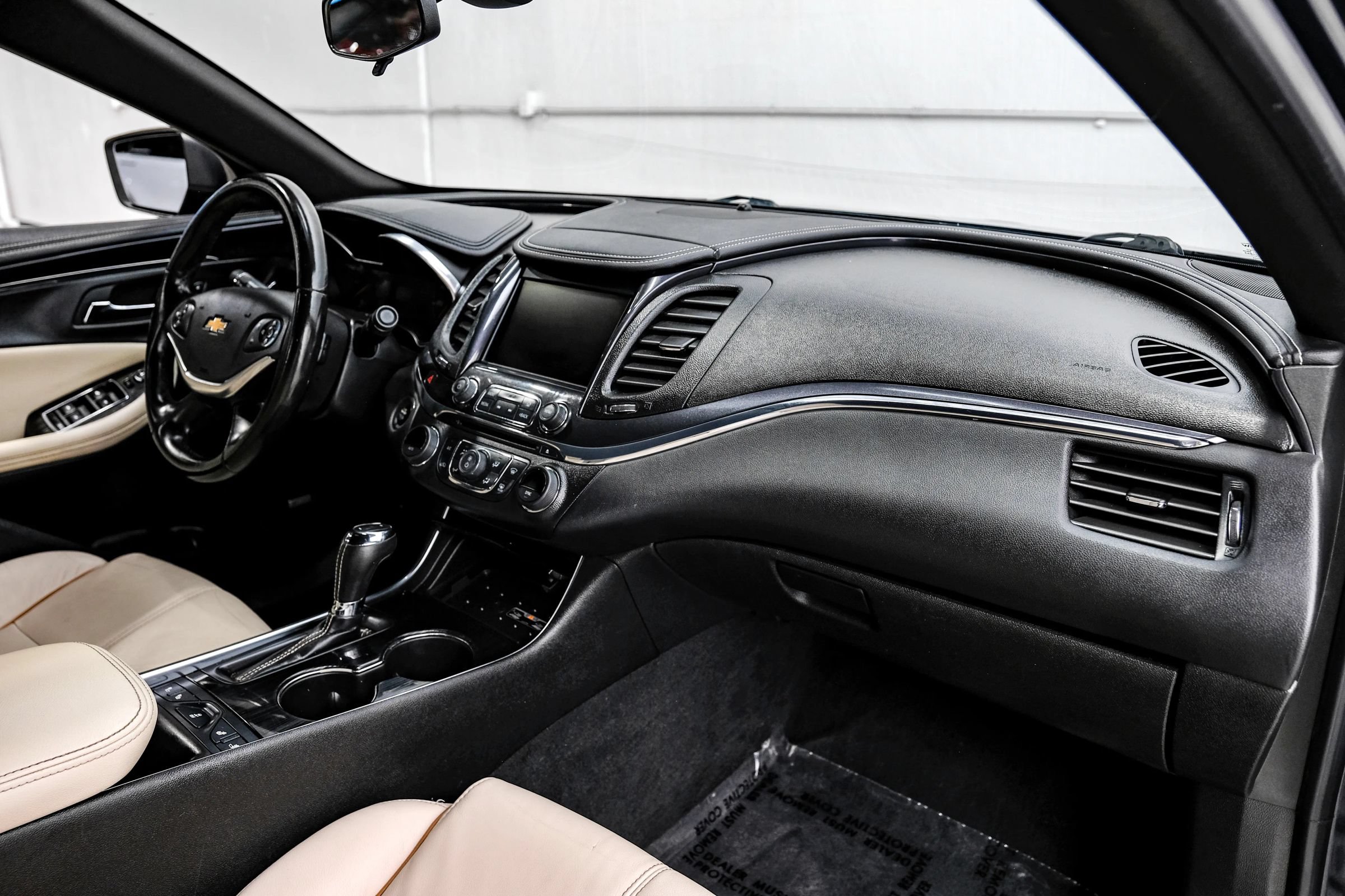 Used 2018 Chevrolet Impala Premier FWD image 14