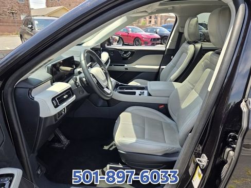 Certified 2025 Lincoln Aviator Reserve w/ Illumination Package RWD image 11