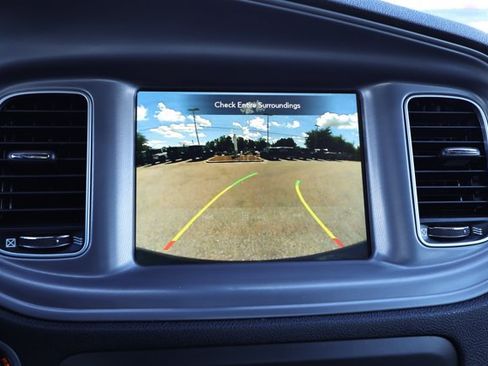 Used 2023 Dodge Charger SXT RWD image 17