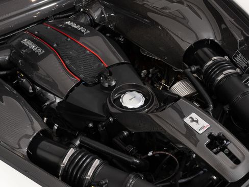 Used 2020 Ferrari 488 Pista Coupe RWD image 24