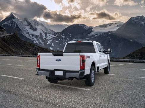 New 2026 Ford F350 XLT w/ XLT Premium Package AWD/4WD image 8