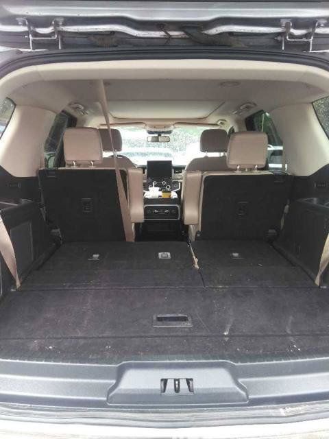 Used 2024 Ford Expedition Limited AWD/4WD image 9