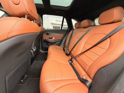 Used 2021 Mercedes-Benz GLC 300 image 14
