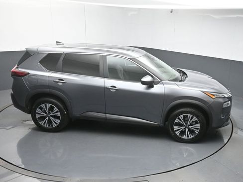 Used 2023 Nissan Rogue SV image 46