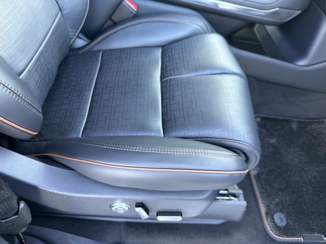 New 2027 Lincoln Navigator Black Label AWD/4WD image 18