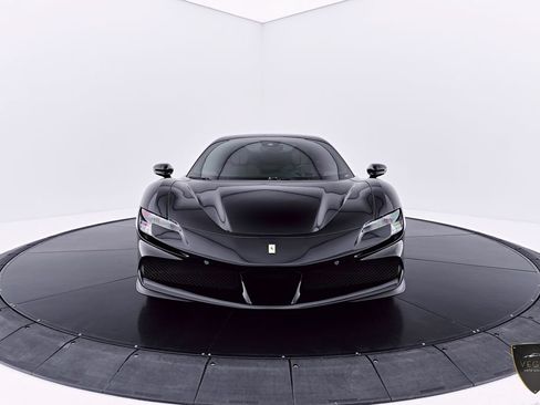 Used 2024 Ferrari SF90 Spider AWD/4WD image 19