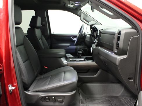 Used 2025 GMC Sierra 1500 SLT w/ SLT Premium Plus Package image 18